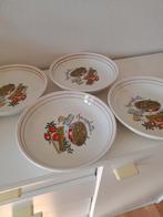 4 retro spagetti borden, Huis en Inrichting, Keuken | Servies, Gebruikt, Ophalen of Verzenden, Bord(en), Overige stijlen