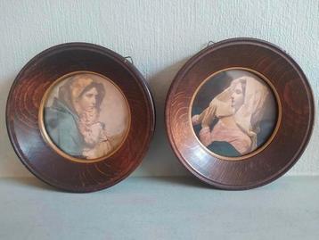 Set van 2 ronde kadertjes beschikbaar voor biedingen