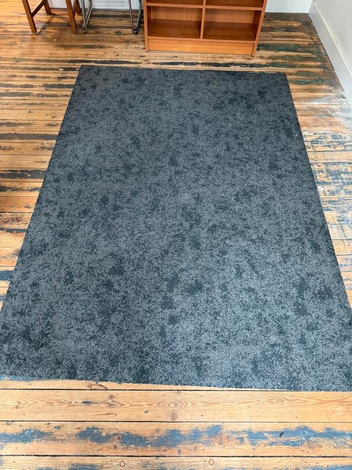 Tapis IKEA STOENSE gris 170 x 240 cm – doux et confortable, Huis en Inrichting, Stoffering | Tapijten en Vloerkleden, Gebruikt