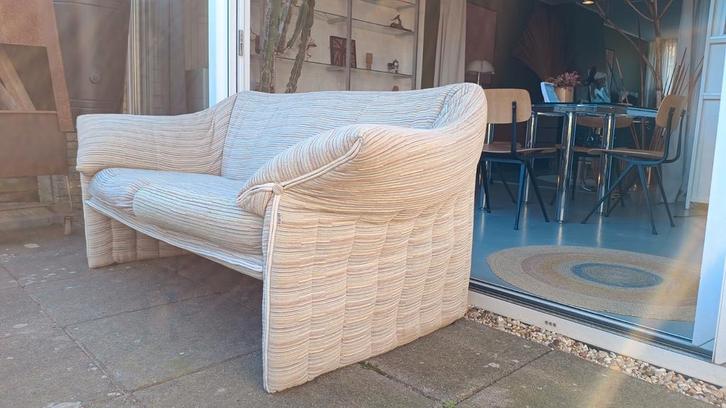 "Le Stelle" two-seater sofa Mario Bellini for B&B Italia, Huis en Inrichting, Zetels | Zetels en Chaises Longues, Zo goed als nieuw