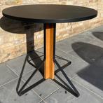 Artek ronde design tafel diameter 80 met 2 stoelen, Gebruikt, Ophalen