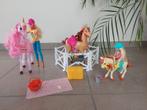 Barbie en Shelly met paarden, Kinderen en Baby's, Speelgoed | Poppen, Ophalen of Verzenden, Zo goed als nieuw, Barbie