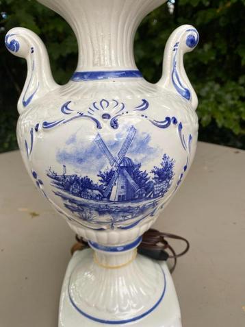 Voor wie deze leuke tafellamp aan klein prijsje? beschikbaar voor biedingen