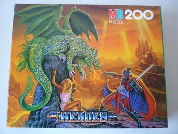 Puzzle MB de 200 pièces  disponible aux enchères