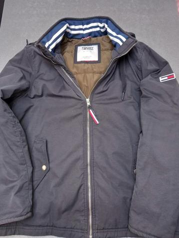 Tommy Hilfiger jas XL beschikbaar voor biedingen