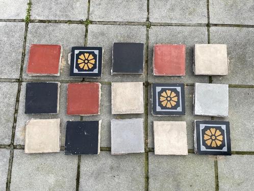 Te koop: Authentieke cementtegels uit circa 1900 – 24 m², Doe-het-zelf en Bouw, Tegels, Gebruikt, Vloertegels, 20 tot 40 cm, 20 tot 40 cm