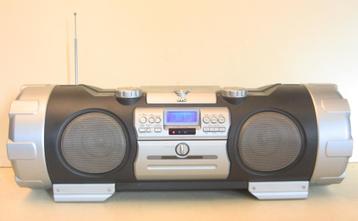 JVC Powered Boomblaster / Radio, CD, Cassette, MP3  beschikbaar voor biedingen