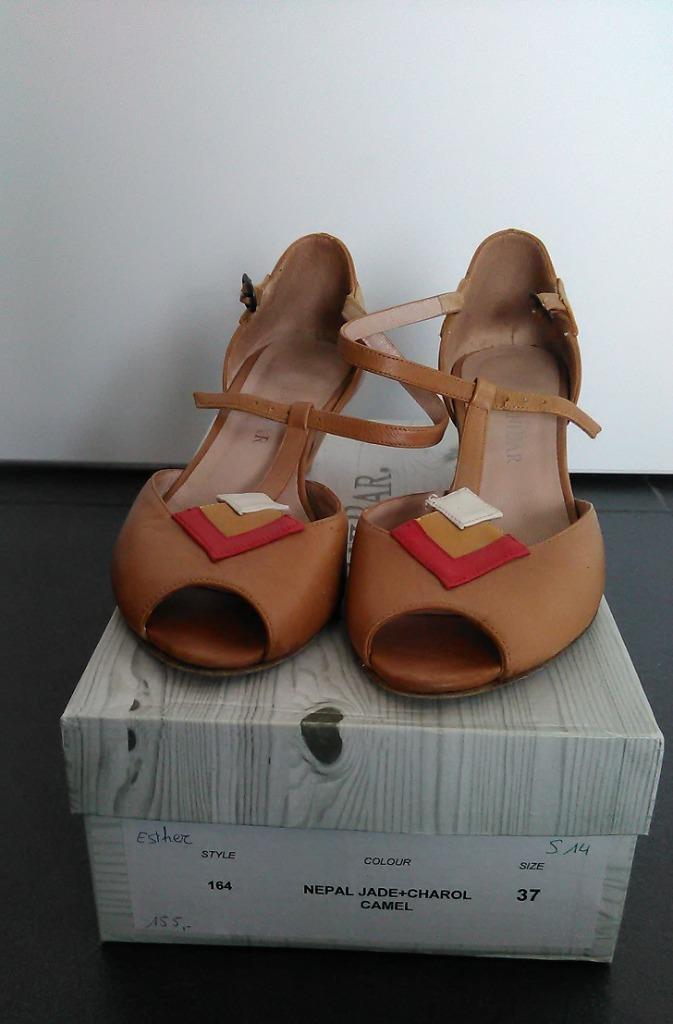 Cognac peeptoes Shanibar, maat 37, Kleding | Dames, Schoenen, Gedragen, Pumps, Beige, Ophalen of Verzenden