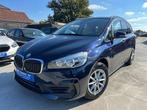 BMW 218 i AUTOMAAT GRAN TOURER 7 ZIT NAVIGATIE LEDER PDC, Auto's, Automaat, Monovolume, 2 Reeks, Blauw