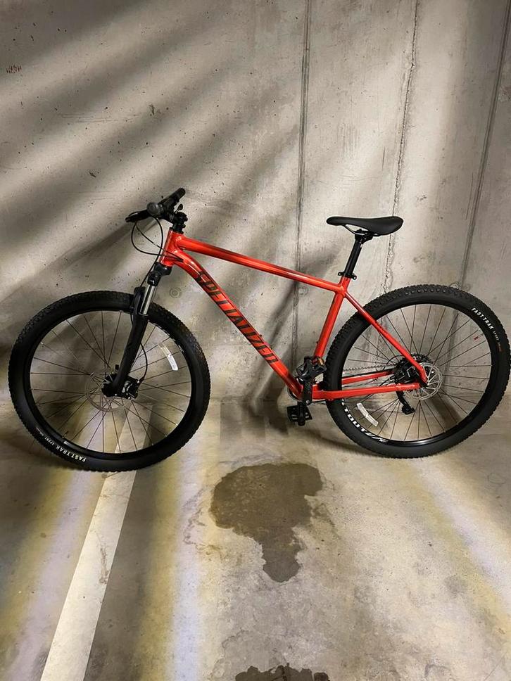 NIEUW SPECIALIZED Rockhopper Competition 29, Vélos & Vélomoteurs, Vélos | VTT & Mountainbikes, Neuf, VTT semi-rigide, Enlèvement