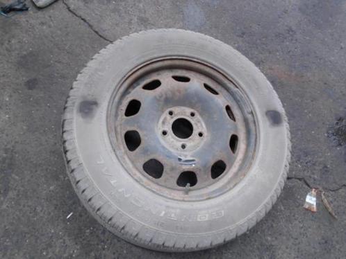 Roue Dacia Duster 2010-2013 215/65r16 96h LP/14938, Auto-onderdelen, Overige Auto-onderdelen, Dacia, Gebruikt, Ophalen