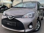 Toyota Yaris 1.33i Essence / GPS / Caméra / Airco / Cruise, Argent ou Gris, Euro 6, Entreprise, Boîte manuelle
