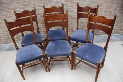 Klassieke stoelen in eik, Huis en Inrichting, Stoelen, Gebruikt, Vijf, Zes of meer stoelen, Hout, Blauw, Ophalen