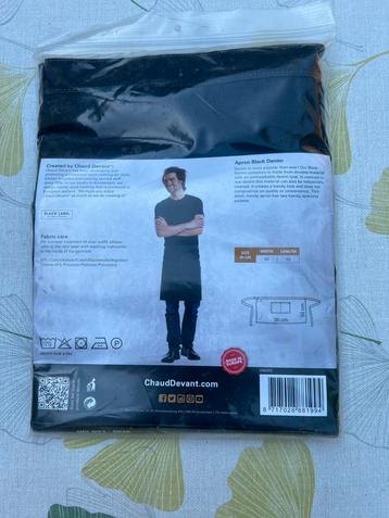 Jeans schort disponible aux enchères