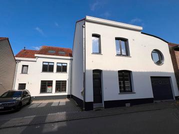 Maison à louer à Waterloo, 6 chambres