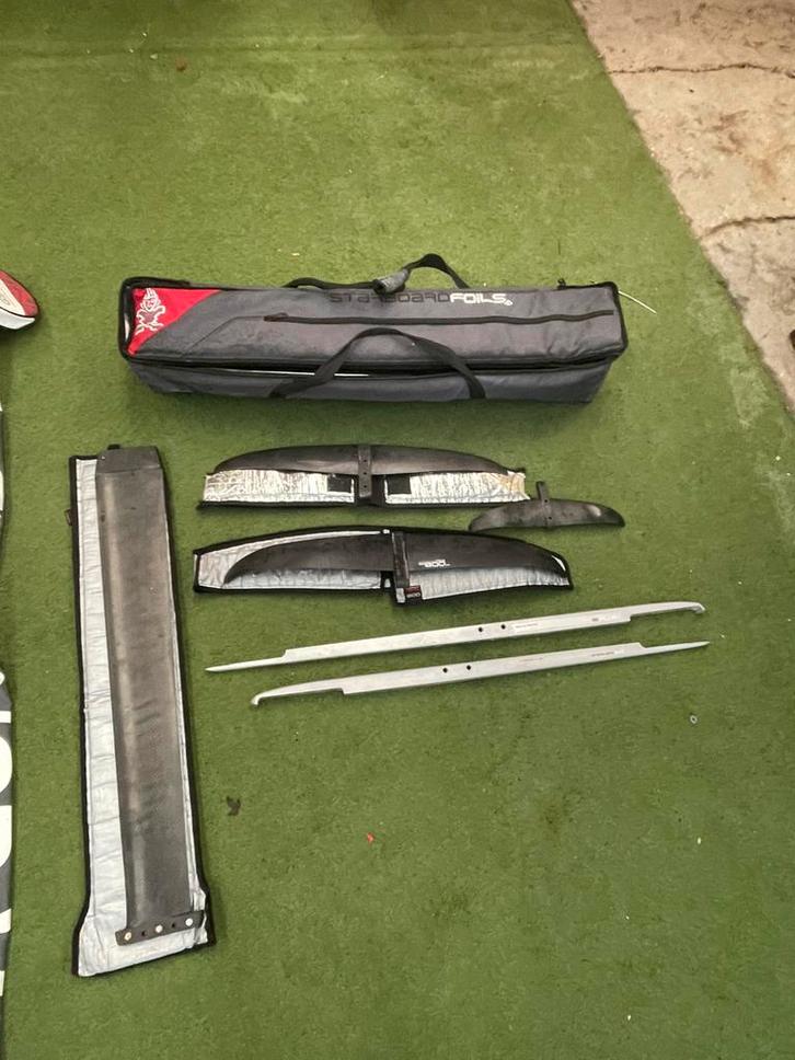 Starboard slalom foil  set met carbon mast, Watersport en Boten, Windsurfen, Mast, Ophalen