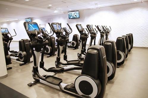 Ophef life fitness Technogym set crosstrainer loopband Bike, Sport en Fitness, Fitnessmaterialen, Zo goed als nieuw, Armen, Benen