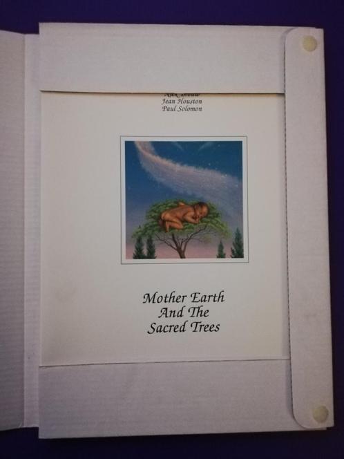 Mother Earth and the Sacred Trees., Boeken, Esoterie en Spiritualiteit, Zo goed als nieuw, Ophalen of Verzenden