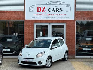 RENAULT TWINGO YAHOO 1.2I 75PK |RADIO CD/USB/AUX | 1STE EIG, Auto's, Voorwielaandrijving, Electronic Stability Program (ESP), Zwart