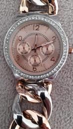 Een dameshorloge BB met batterij en een mooie band, Handtassen en Accessoires, Horloges | Dames, Overige merken, Staal, Staal