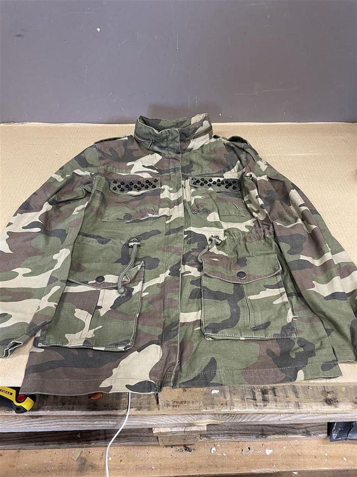 Vrouwen camouflage military leger militair style jacket jas, Kleding | Dames, Jasjes, Kostuums en Pakken, Zo goed als nieuw, Maat 38/40 (M)