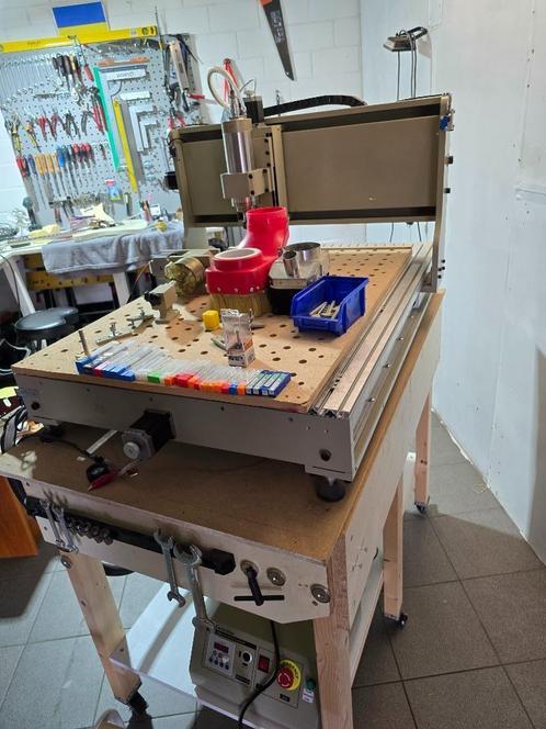 4-Assige CNC Freesmachine 900x600x100 mm + onderstel + sof, Doe-het-zelf en Bouw, Gereedschap | Overige machines, Zo goed als nieuw