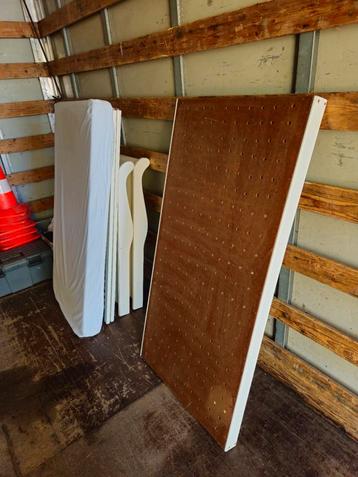 Kinderbedje beschikbaar voor biedingen