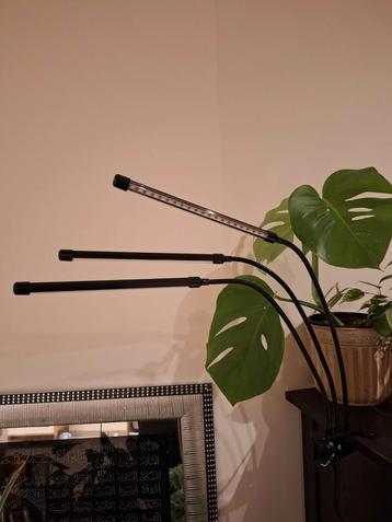 Grow Light | Spectre complet | 3 bras | nouveau