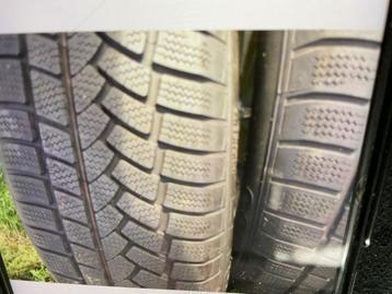 Autobanden op velg beschikbaar voor biedingen