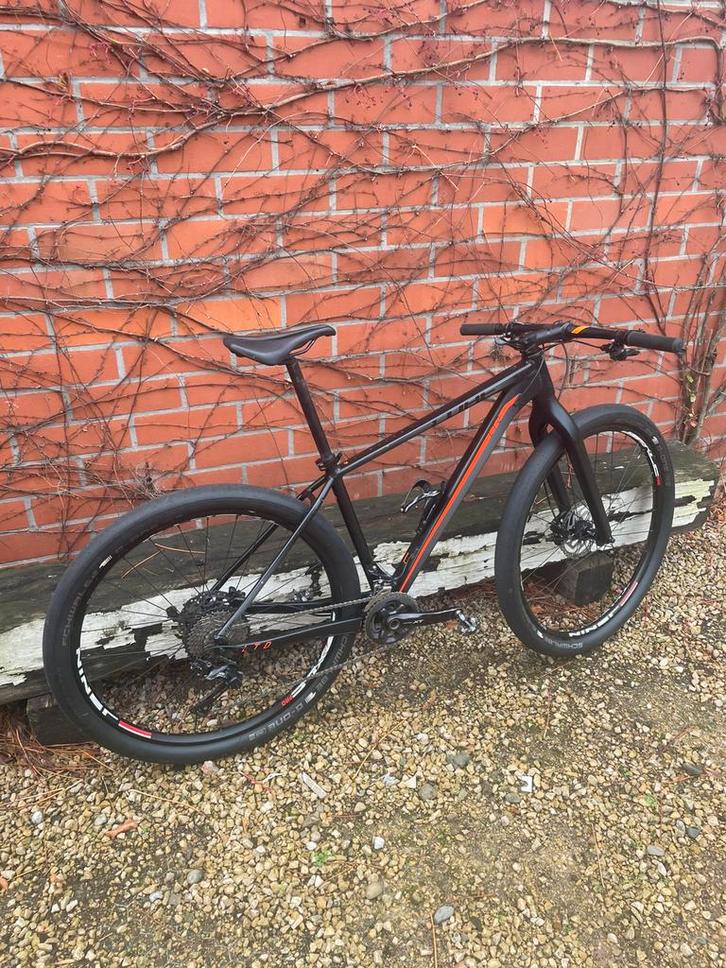 Baech racer MTb cube, Fietsen en Brommers, Fietsen | Heren | Sportfietsen en Toerfietsen, Zo goed als nieuw, Ophalen