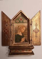 Oud reisaltaar met religieuze afbeelding., Enlèvement