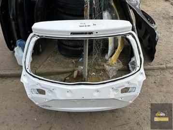 Toyota Yaris III Achterklep omhoog beschikbaar voor biedingen