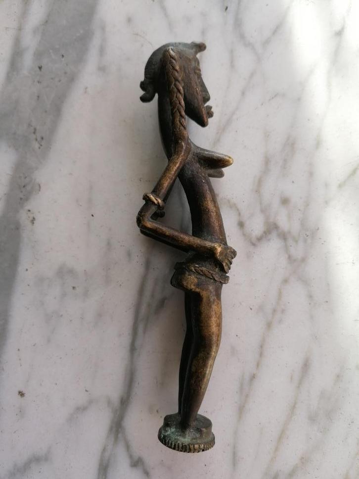 Bronzen vrouw Senoufo Ivoorkust, Antiek en Kunst, Kunst | Niet-Westerse kunst, Ophalen of Verzenden