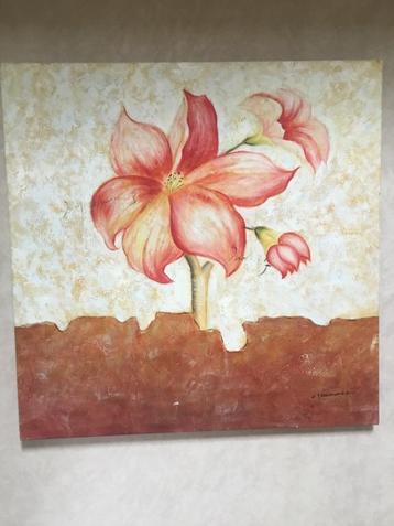 Canvas grote mooie rode bloem beschikbaar voor biedingen
