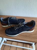 Bugatti schoenen, Ophalen