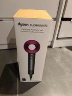 Dyson supersonic Fuchsia, Elektronische apparatuur, Persoonlijke Verzorgingsapparatuur, Ophalen of Verzenden, Zo goed als nieuw