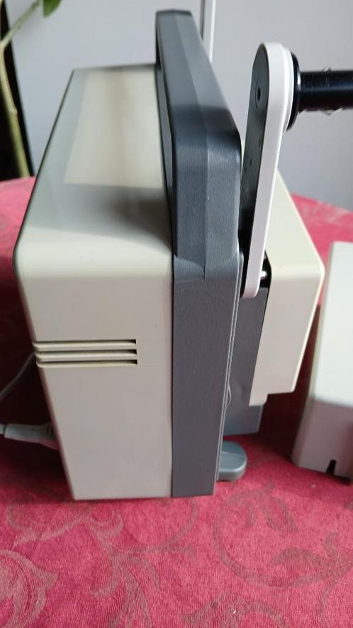 Kodack 8 videoprojector nieuw in doos, Audio, Tv en Foto, Beamers, Nieuw, CRT, Overige resoluties, Ophalen of Verzenden