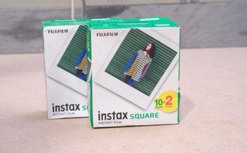 Fujifilm Instax Square 10x2 disponible aux enchères