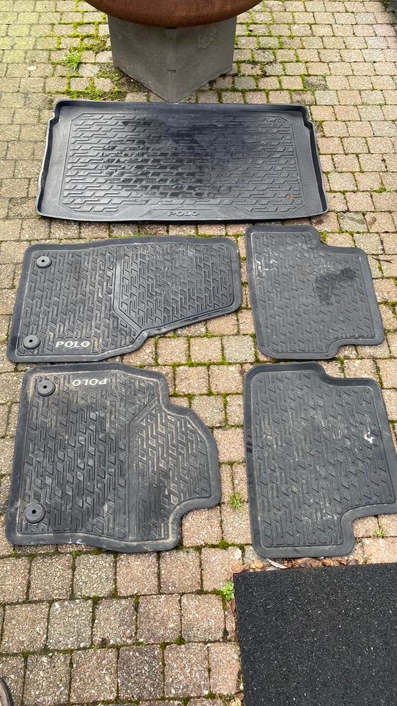 Pack protection tapis caoutchouc et bac de coffre vw polo V, Enlèvement, Comme neuf