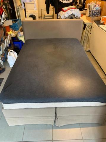 Boxspring beschikbaar voor biedingen