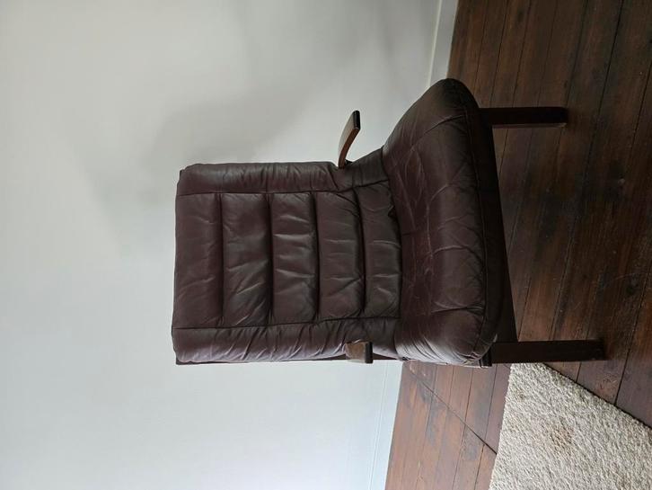 Vintage fauteuil = 2 stuks
Beschikbaar, Huis en Inrichting, Fauteuils, Gebruikt, Leer, Ophalen