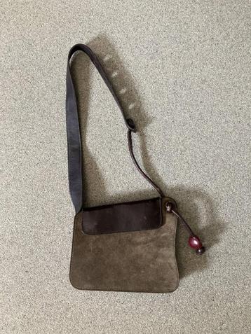 Zeer elegante handtas Genuine leather (Colombia) 20 euro beschikbaar voor biedingen