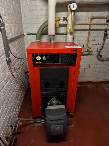 Sime Stookolie Ketel Met Nieuwe Brander beschikbaar voor biedingen