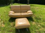 Vintage 2-zits leren bank + voetenbank, Huis en Inrichting, Fauteuils, Ophalen, Leer