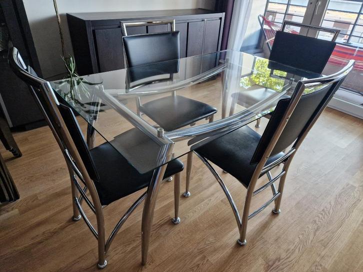 4 comfortabele kwaliteitsstoelen, Huis en Inrichting, Stoelen, Zo goed als nieuw, Vier, Leer, Metaal, Zwart, Ophalen