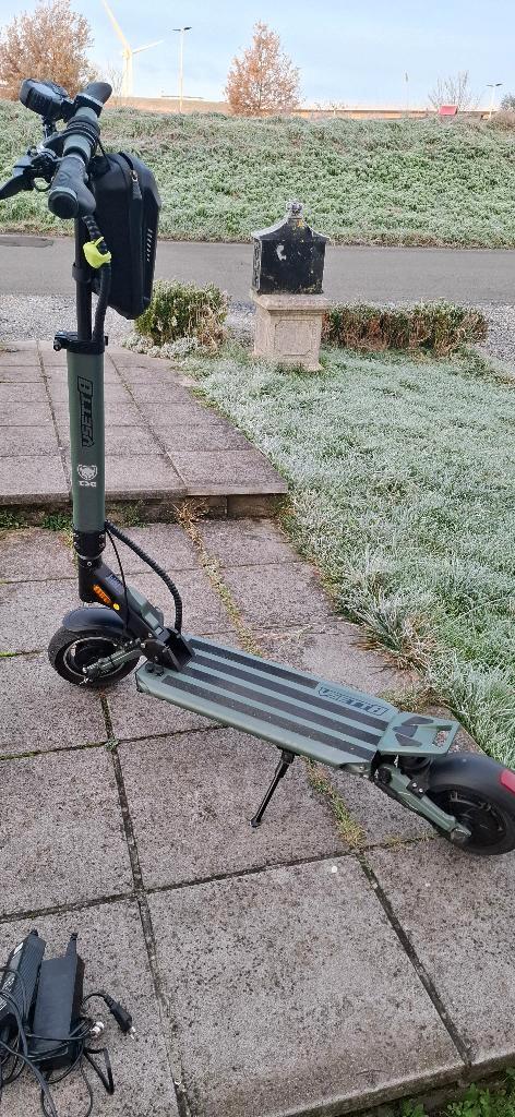 Trotinette VSETT 8 600w (48 V / 21 Ah)Excellent etat, Fietsen en Brommers, Steps, Zo goed als nieuw, Ophalen