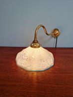 Wandlamp van messing en blauw gespikkeld glas, Ophalen of Verzenden