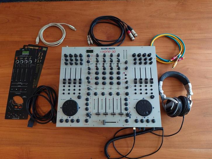 Allen & Heath Xone 3D  (Xone 92 + midi), Muziek en Instrumenten, Synthesizers, Ophalen