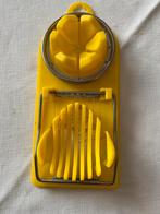 Couple-œufs en acier inox egg slicer jaune