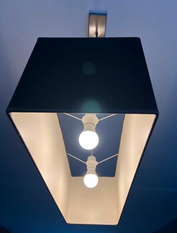 Lustre noir beschikbaar voor biedingen